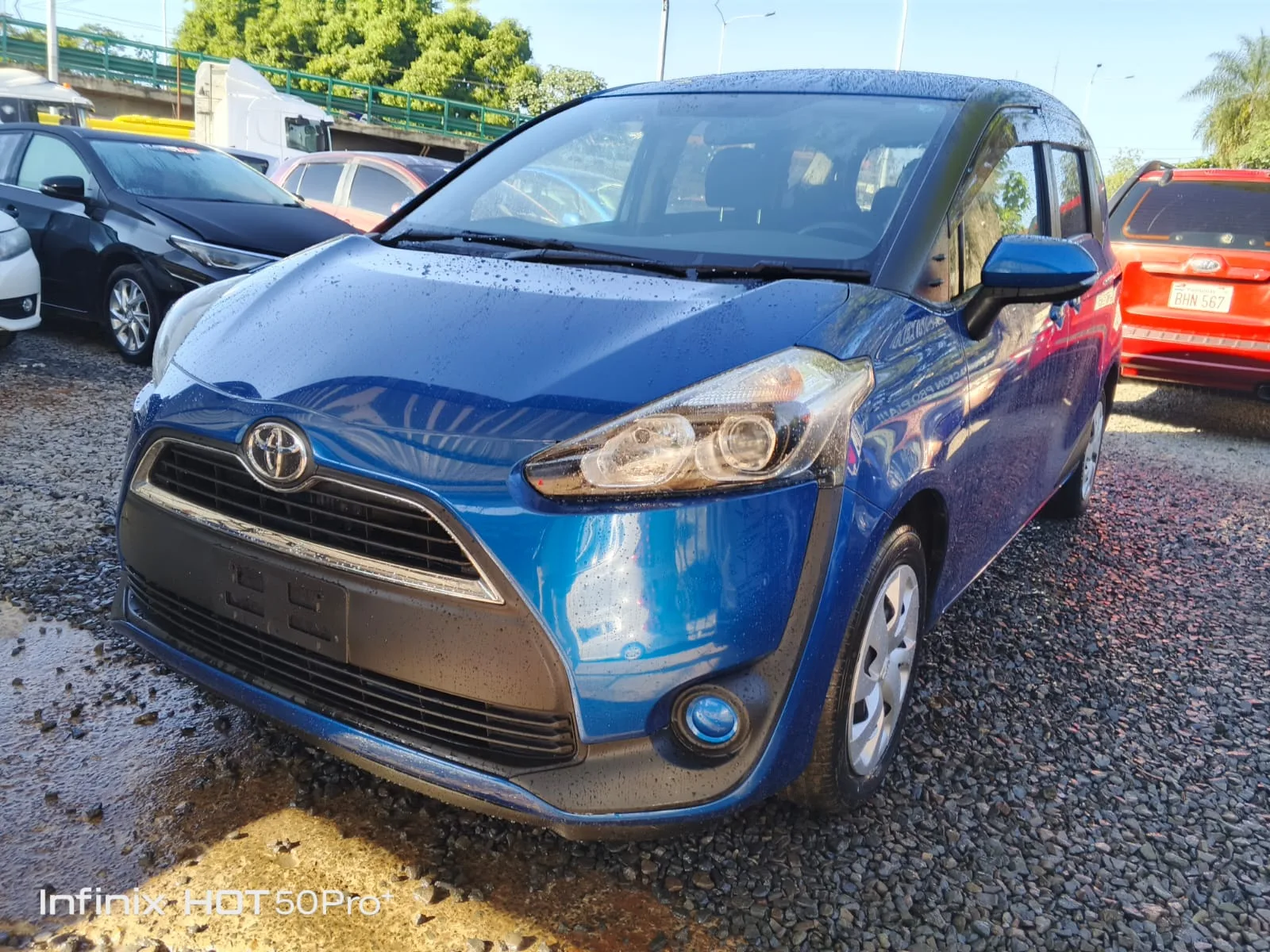Toyota New Sienta